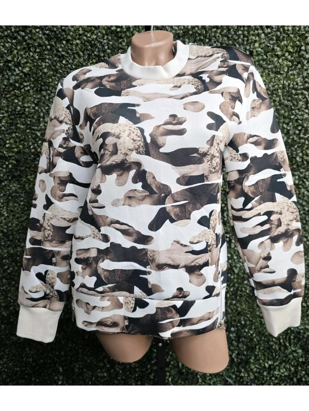 Neil Barrett Men’s Sweatshirt Size Small With Side Zippers
